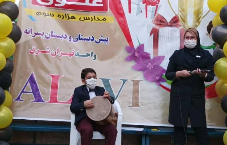 جشن بزرگ جایزه ها (تقدیر از منتخبین مسابقات فرهنگی، هنری، ورزشی، پژوهشی و... سال 00-99 ) 12