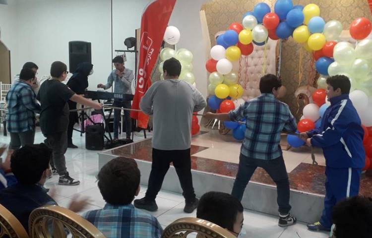 جشن بزرگ روز دانش آموز 1