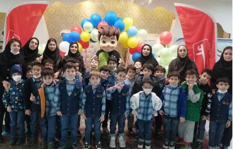 جشن بزرگ روز دانش آموز 31