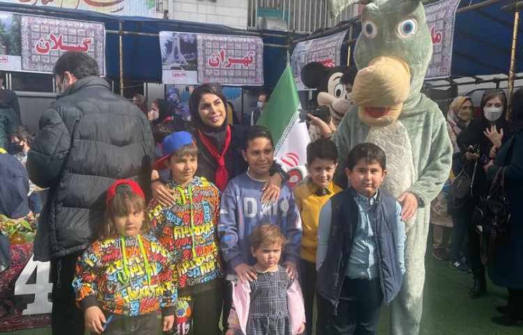 جشن بزرگ عید نوروز (اقوام ایرانی ) دبستان علوی تهران شعبه غرب 14