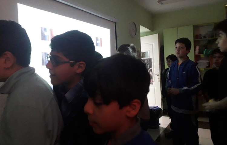 جشن بزرگ نیمه شعبان در دبستان علوی 14