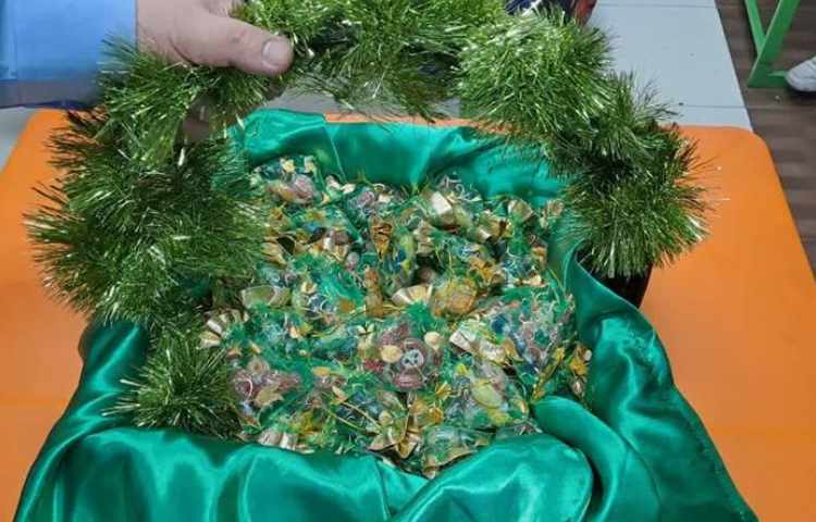 جشن بزرگ نیمه شعبان در دبستان علوی 18