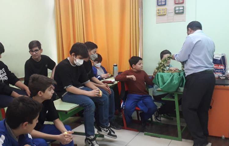 جشن بزرگ نیمه شعبان در دبستان علوی 20