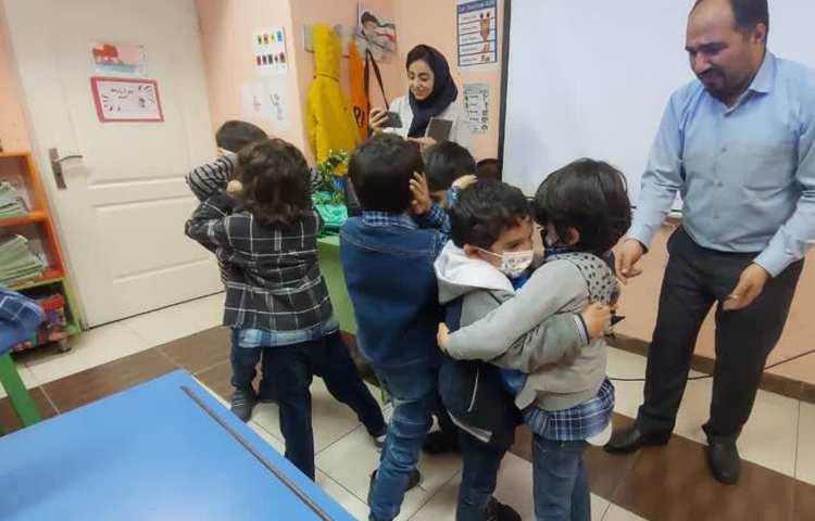 جشن بزرگ نیمه شعبان در دبستان علوی 25