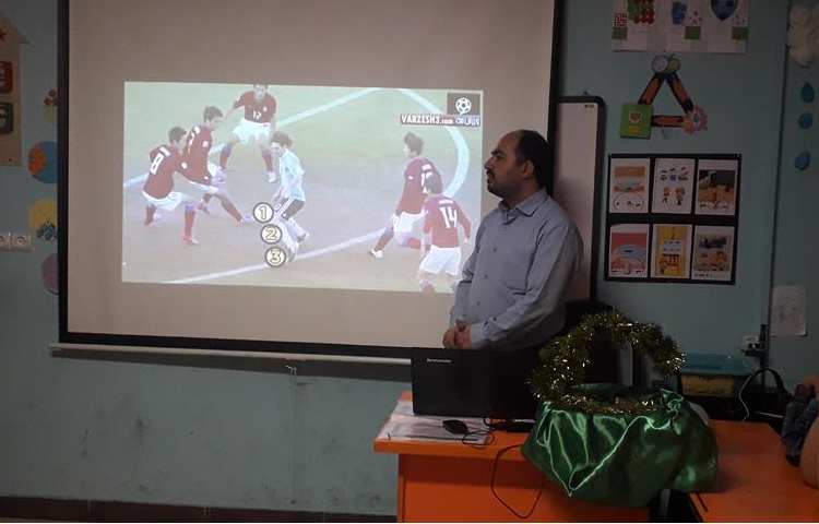 جشن بزرگ نیمه شعبان در دبستان علوی 4