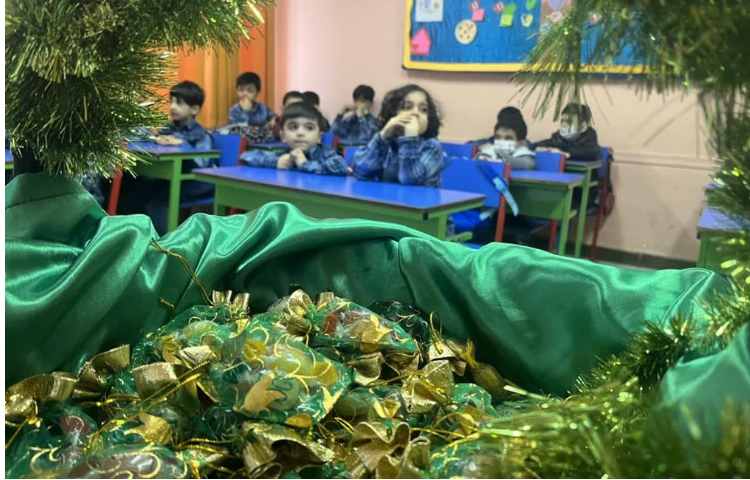 جشن بزرگ نیمه شعبان در دبستان علوی 9