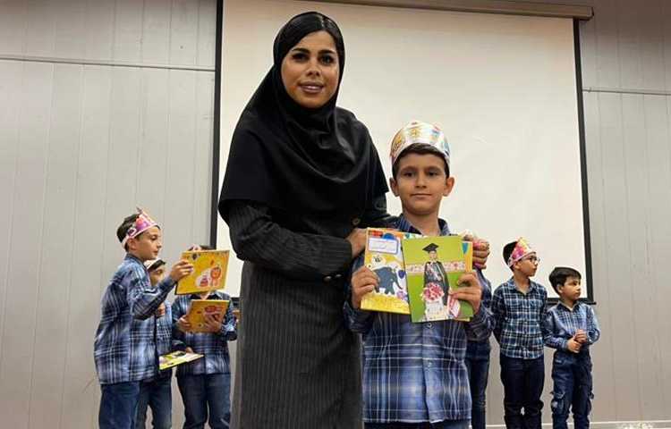 جشن بزرگ و شاد الفبا دانش آموزان پایه اول دبستان علوی شعبه غرب 23