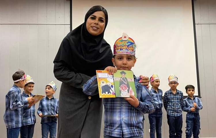 جشن بزرگ و شاد الفبا دانش آموزان پایه اول دبستان علوی شعبه غرب 25