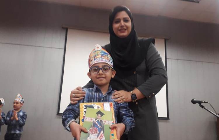 جشن بزرگ و شاد الفبا دانش آموزان پایه اول دبستان علوی شعبه غرب 42