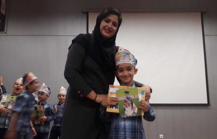 جشن بزرگ و شاد الفبا دانش آموزان پایه اول دبستان علوی شعبه غرب 49