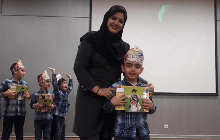 جشن بزرگ و شاد الفبا دانش آموزان پایه اول دبستان علوی شعبه غرب 52