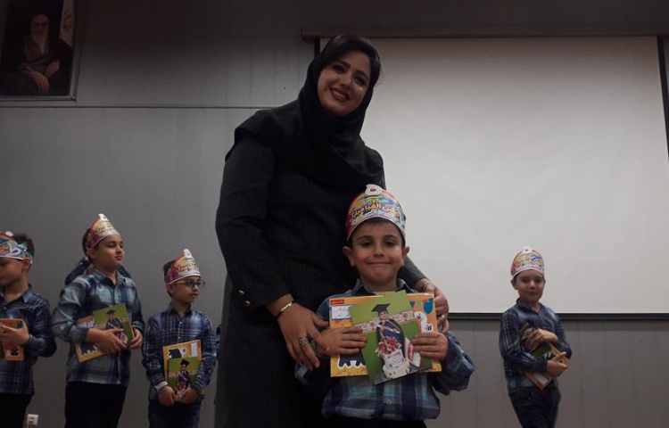 جشن بزرگ و شاد الفبا دانش آموزان پایه اول دبستان علوی شعبه غرب 60