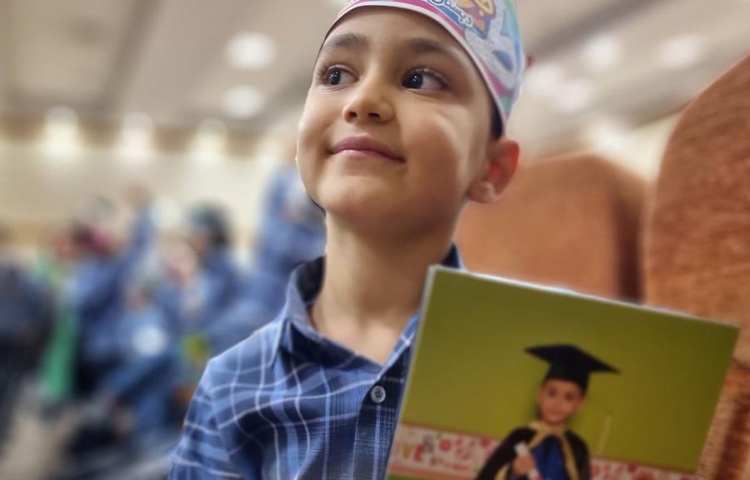 جشن بزرگ و شاد الفبا دانش آموزان پایه اول دبستان علوی شعبه غرب 7