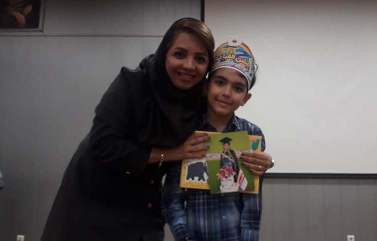 جشن بزرگ و شاد الفبا دانش آموزان پایه اول دبستان علوی شعبه غرب 76