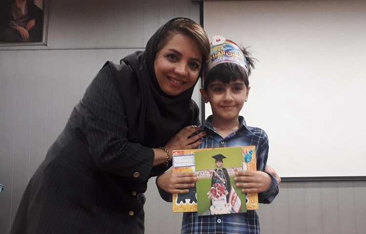 جشن بزرگ و شاد الفبا دانش آموزان پایه اول دبستان علوی شعبه غرب 78