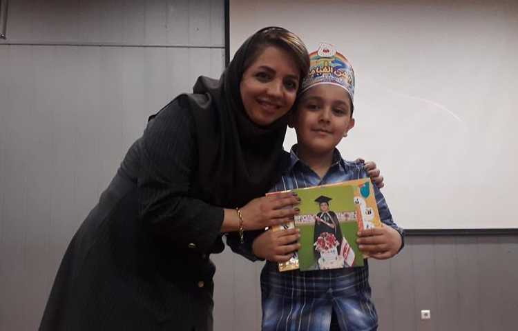 جشن بزرگ و شاد الفبا دانش آموزان پایه اول دبستان علوی شعبه غرب 80