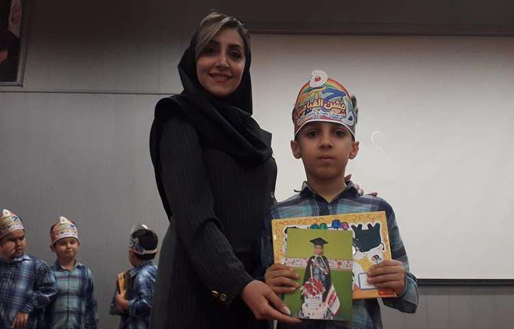 جشن بزرگ و شاد الفبا دانش آموزان پایه اول دبستان علوی شعبه غرب 95