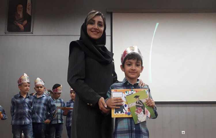 جشن بزرگ و شاد الفبا دانش آموزان پایه اول دبستان علوی شعبه غرب 99