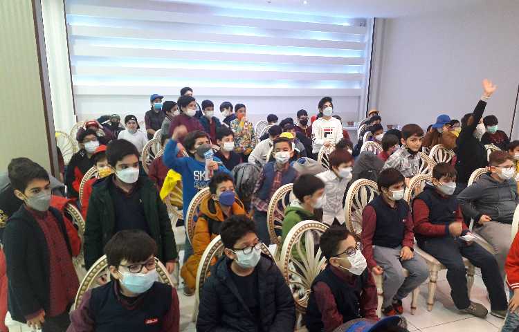 جشن بزرگ و میهج یلدا دبستان علوی 17