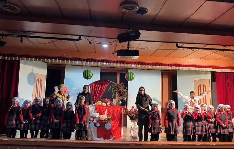 جشن بزرگ یلدا سال 1402-1401 10