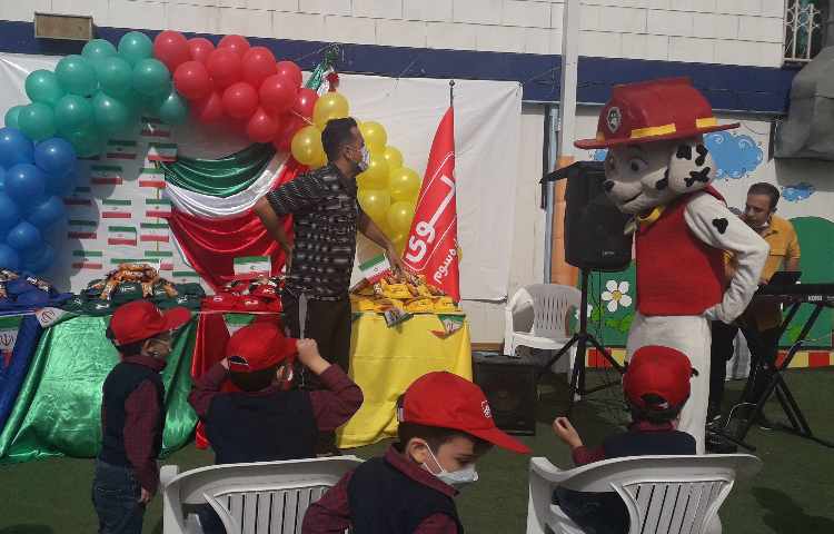 جشن بزرگ 13 آبان روز دانش آموز 17