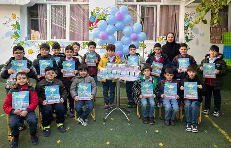 جشنِ تحویل کتاب‌های Our Discovery Island 1 و پایان کتاب ALV Phonics 3 5