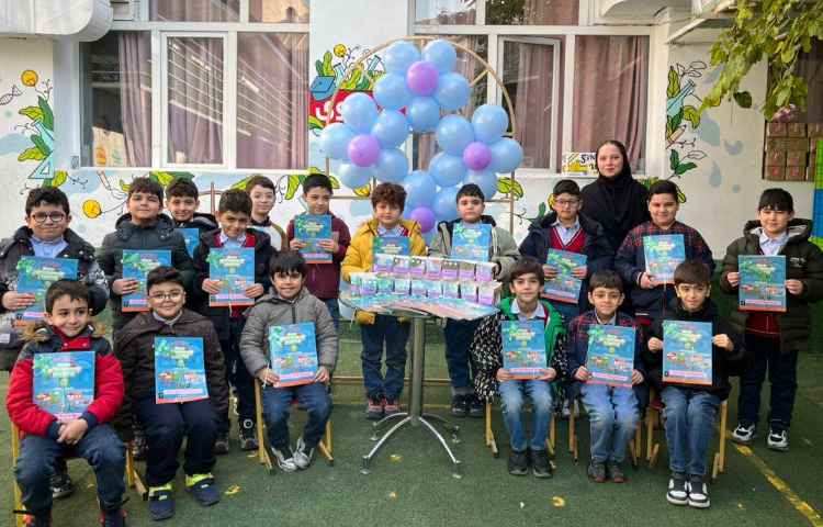 جشنِ تحویل کتاب‌های Our Discovery Island 1 و پایان کتاب ALV Phonics 3 6