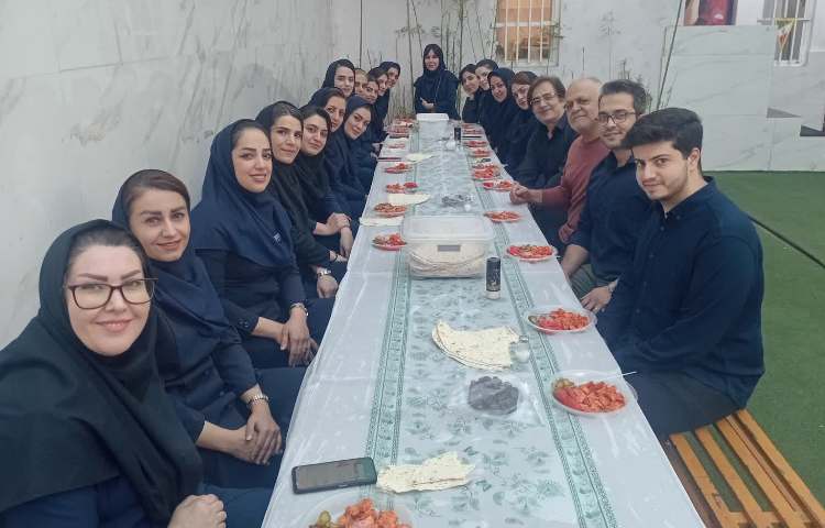 جشن تولدوجشن معلم مهندس کامرانی مدیریت دبستان 1