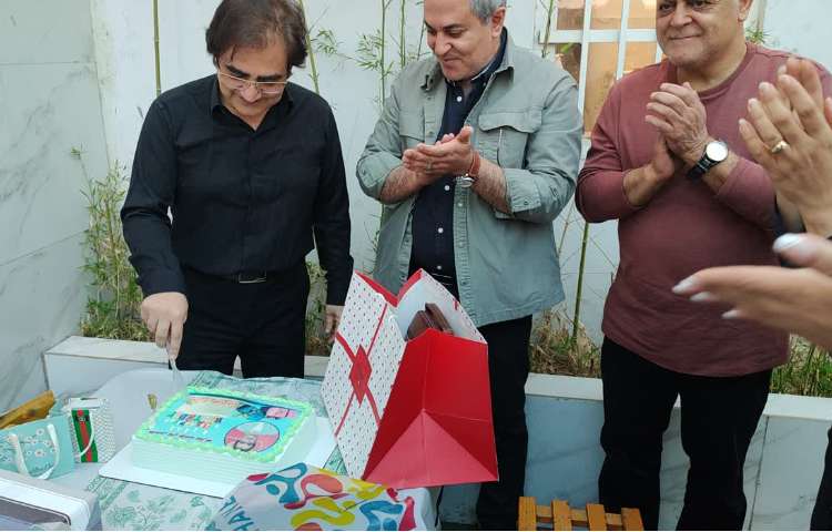 جشن تولدوجشن معلم مهندس کامرانی مدیریت دبستان 3
