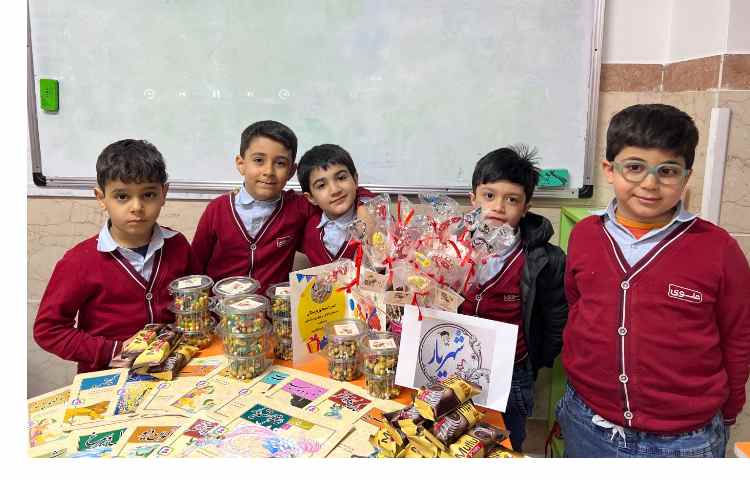 جشن تولد بهمن ماهی ها برگزار شد . 1