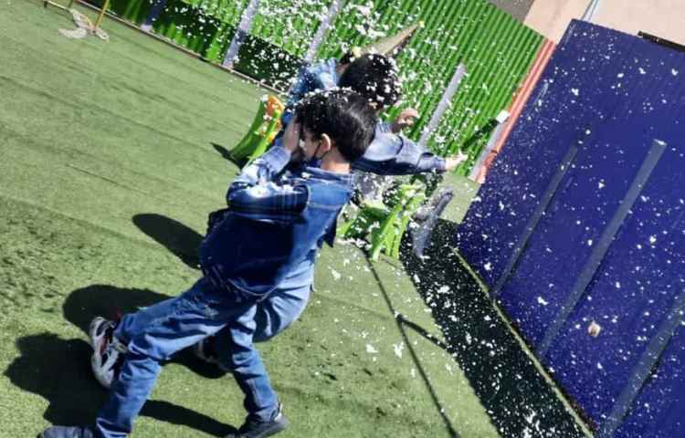 جشن تولد دانش آموزان دبستان علوی 1