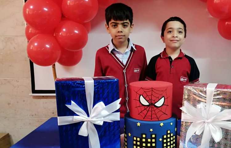 جشن تولد دانش آموزان فروردینی 15