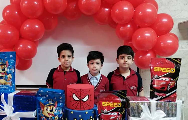 جشن تولد دانش آموزان فروردینی 9