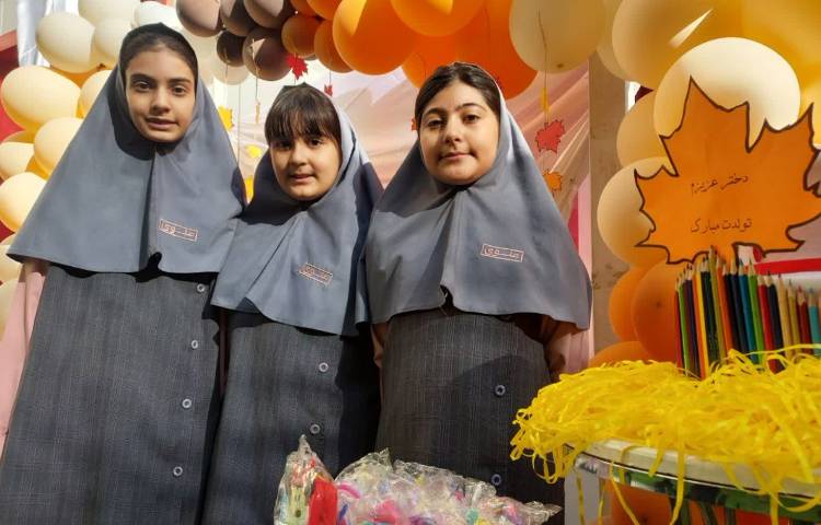 جشن تولد دخترای پاییزی 1