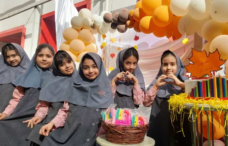 جشن تولد دخترای پاییزی 12