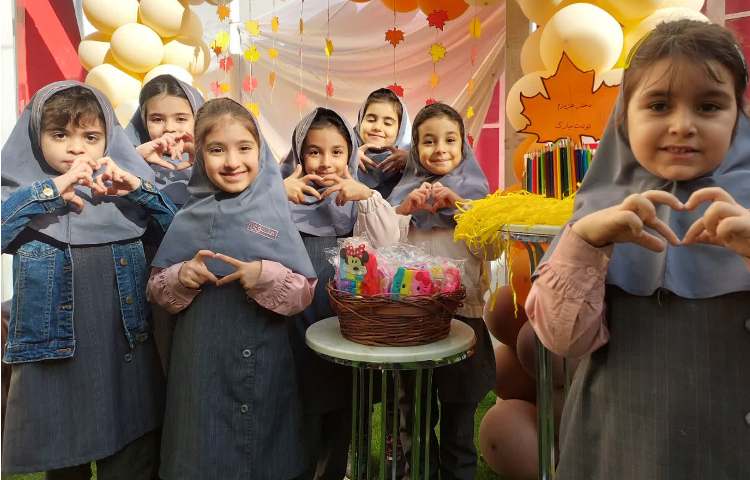 جشن تولد دخترای پاییزی 2