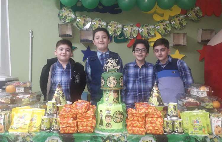 جشن تولد متولدین آذرماه دبستان علوی 5