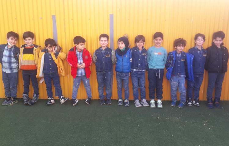 جشن تولد متولدین اسفند ماه دبستان علوی 10