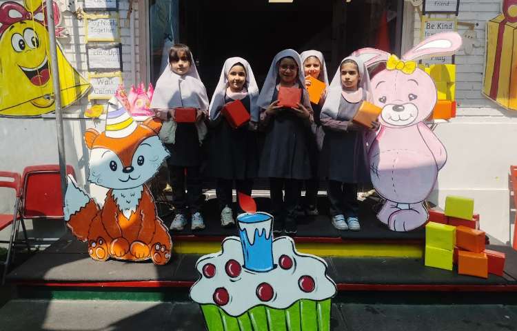 جشن تولد متولدین بهار 7