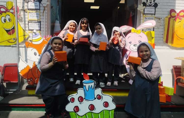 جشن تولد متولدین بهار 8