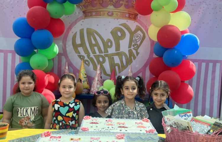 جشن تولد متولدین تابستان 11