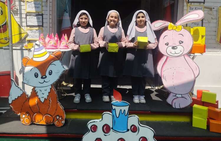 جشن تولد متولدین تابستان 7