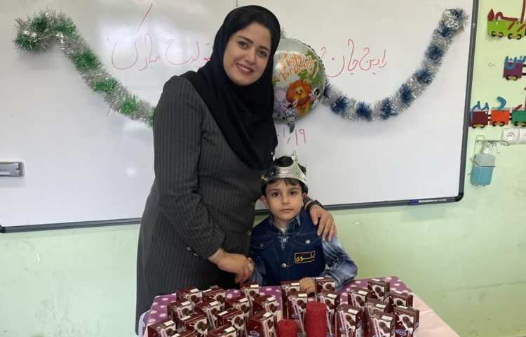 جشن تولد کلاسی دانش آموزان پایه اول 3