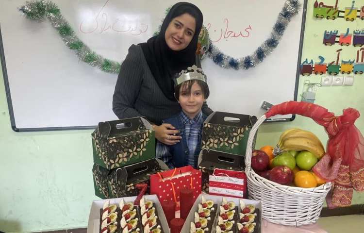 جشن تولد کلاسی دانش آموزان پایه اول
