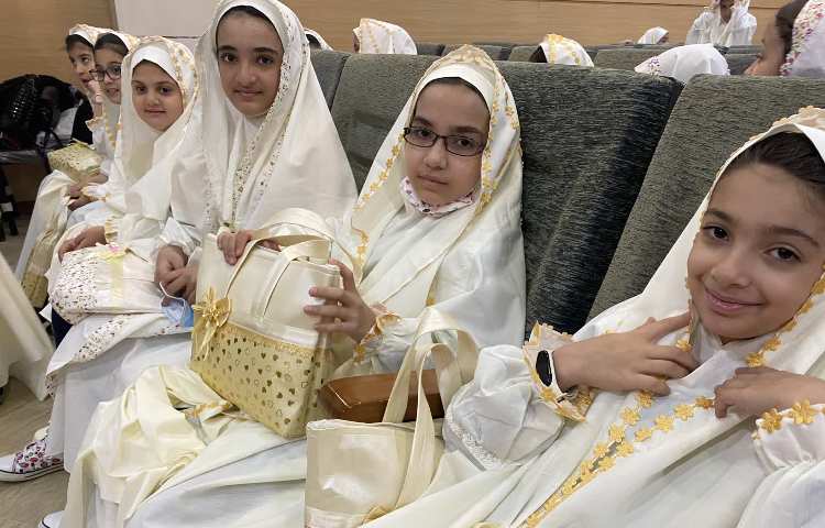 جشن تکلیف 24