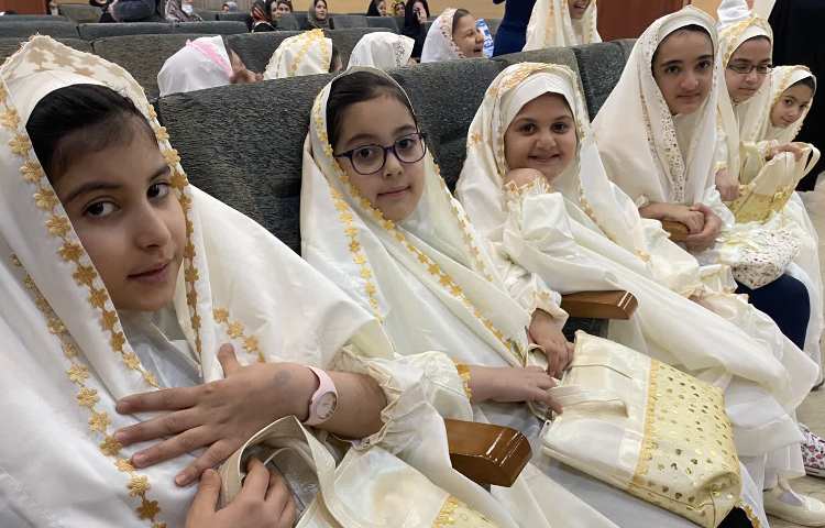 جشن تکلیف 25