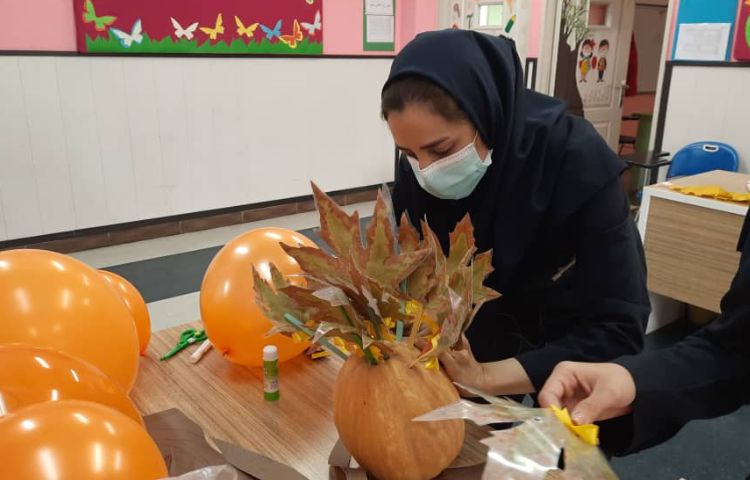 جشن جذاب و باشکوه میانه پاییز دانش آموزان پیش دبستان 6