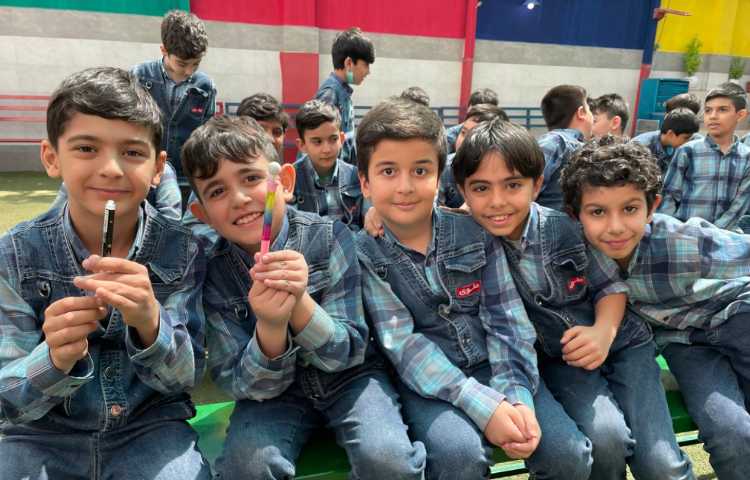 :جشن خودکار ویژه دانش آموزان پایه سوم 4