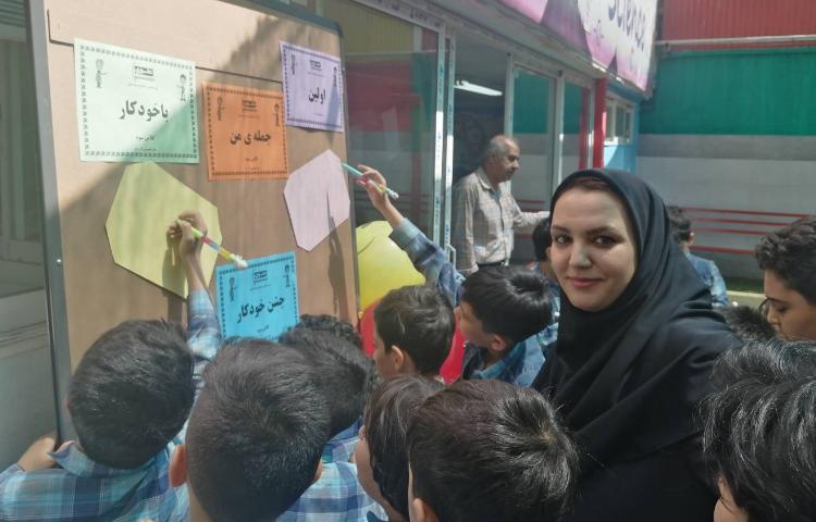 :جشن خودکار و شروعی نو با نوشتن خودکار برای پسران توانمند علوی 4