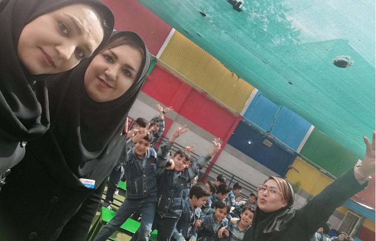 :جشن خودکار و شروعی نو با نوشتن خودکار برای پسران توانمند علوی 6